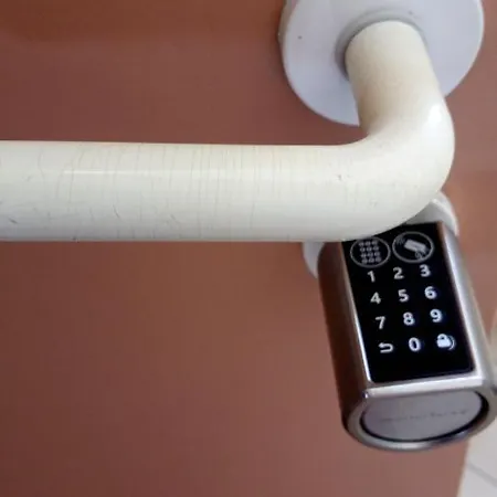 Club House 2 & 3 Centre * Carquefou