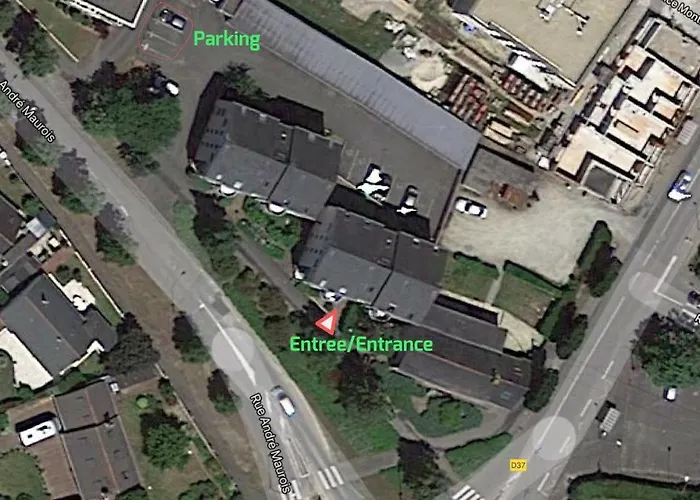 Club House 2 & 3 Centre * Carquefou