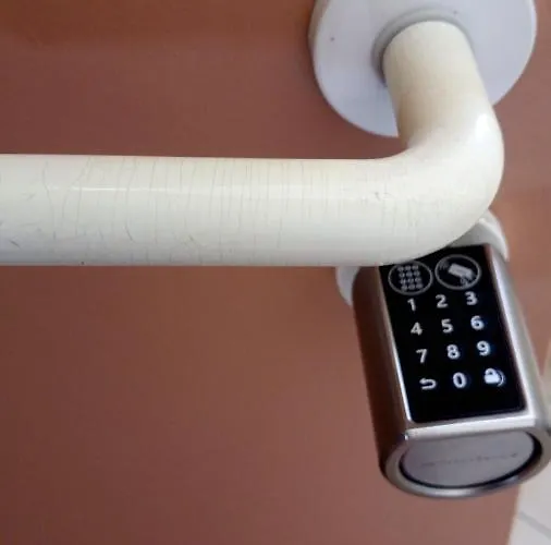 Club House 2 & 3 Centre * Carquefou