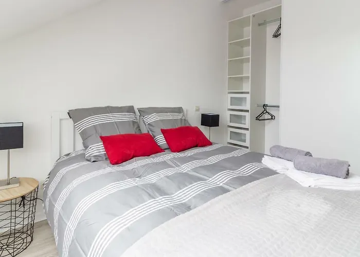 Appartement Club House 2 & 3 Centre Carquefou